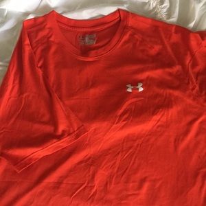 Underarmour T-shirt